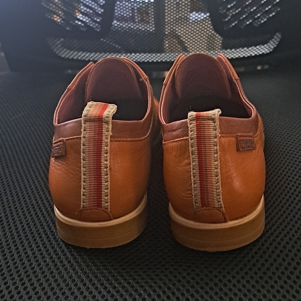 Pikolinos Leather Pyrgos Laceless Oxford Slip On Shoes - Picture 12 of 12